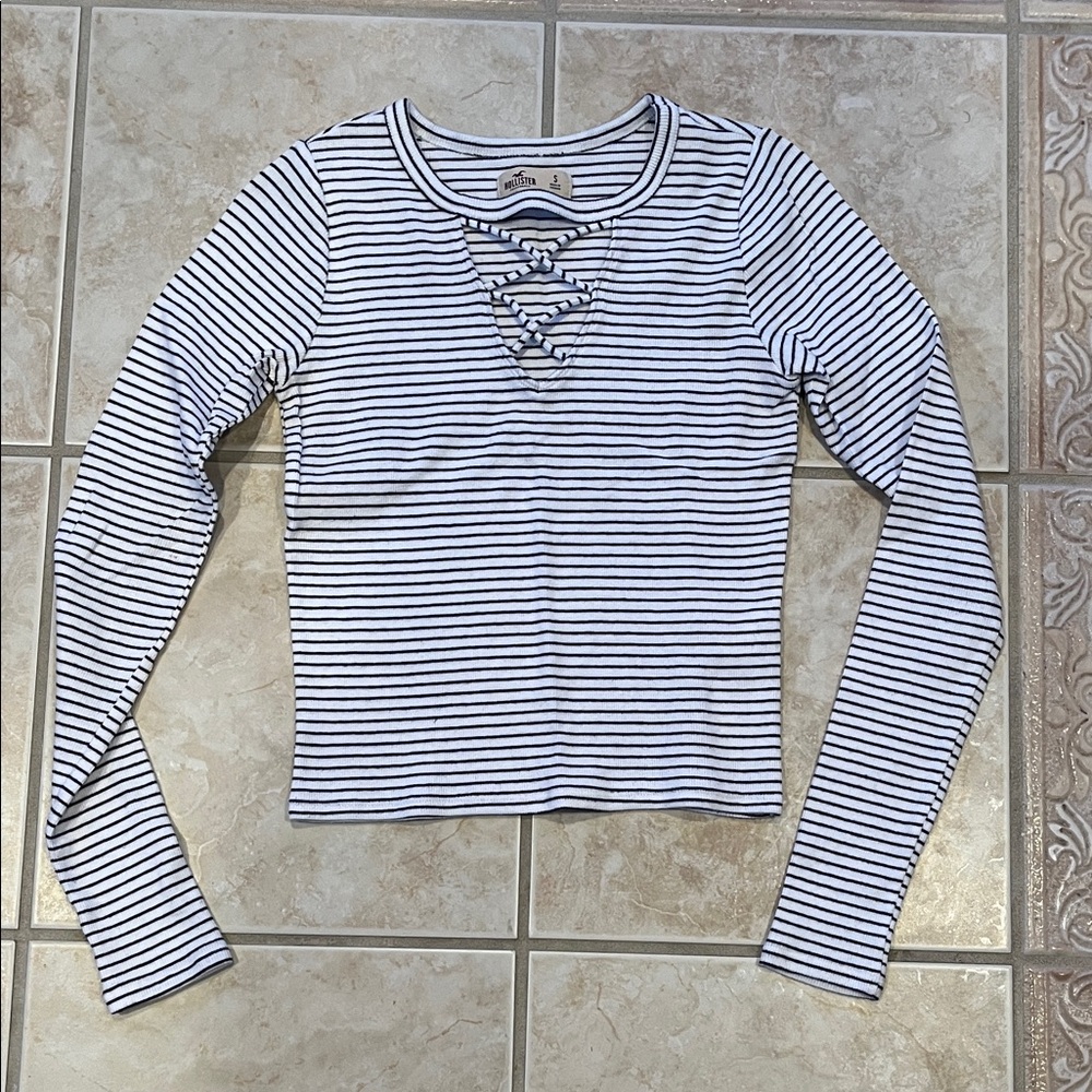 Hollister Black and White Striped Long Sleeve Tee